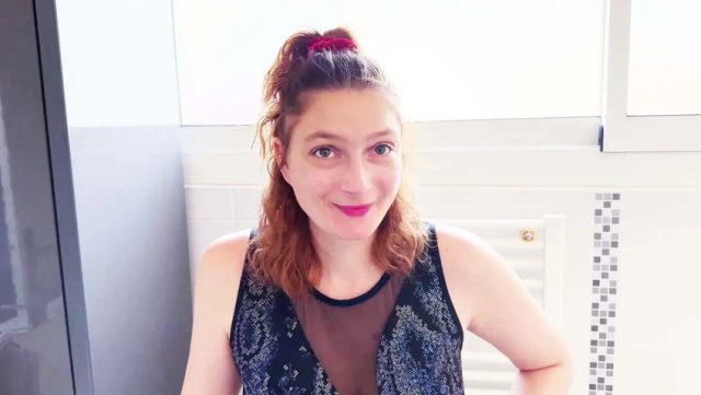 Charlotte, 32, Dibimbing Lyia Menuju Kenikmatan Tak Terlupakan