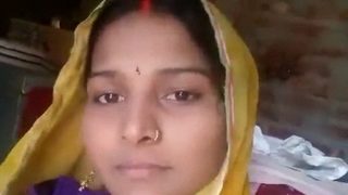 Gadis Desa India Memamerkan Kemaluan Basah Dan Payudara Kencangnya