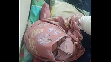 Tante Riani Melahap Kontol Dengan Nafsu Dan Merasakan Kenikmatan Yang Menggila