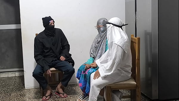 Ritual Pacaran Arab! Pasangan Selingkuh Minta Saran Ke Pendeta Arab Lalu Berhubungan Intim. Film Porno Arab Latin.