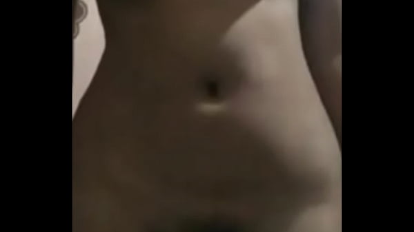 Gadis Desia Memamerkan Payudara Dan Memeknya
