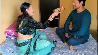 Pesta Malam Panas Di India