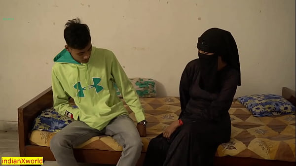 Gadis Berhijab India Digoda Dan Digauli Teman Suami! Aku Biarkan Istriku Dihamili