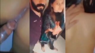 Pasangan Chandigarh Yang Panas Bercinta Di Hotel Dengan Gaya Punjabi Yang Menggoda