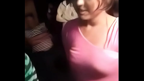 देसी गांव की गर्म सन्नी की चुदाई