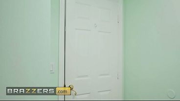 Kesenangan Penghidu Kontol Cory Chase / Brazzers / Masukkan Kode Xvpromo Di Situs Resmi Untuk Diskon