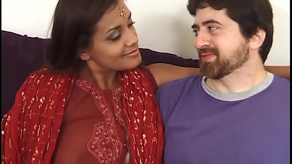 Istri Selingkuh, Bibi Shriya, Dihardik Langsung Dua Lelaki – Suara Hindi Jernih