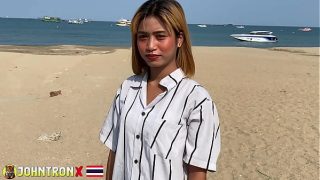 Johntronx – Adegan Intim Dengan Gadis Asia Amatir Yang Imut, Berakhir Dengan Klimaks Di Dalam