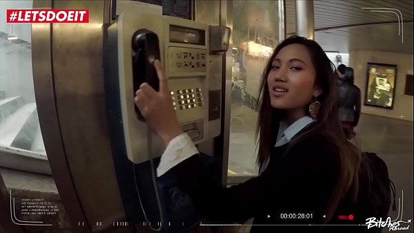 Turis Thailand Menggoyang Ranjang Dengan Rayuan Mesum – May Thai