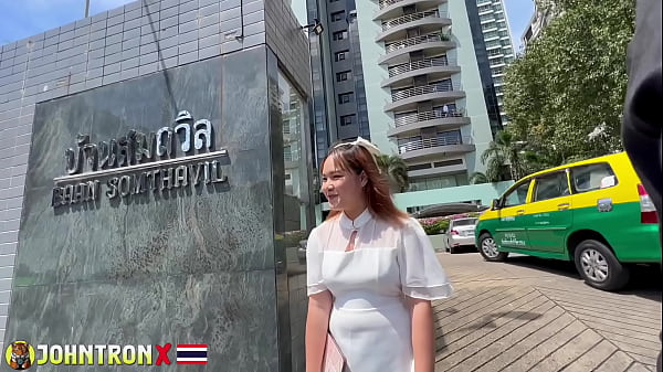 Johntronx – 18yo Thai Teen Lily Yang Montok Mengizinkanku Mengisi Vagina-nya Dengan Sperma