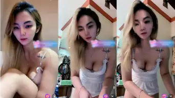 Cici Bai Menggoyang Belahan Toket Mulusnya Yang Menggoda