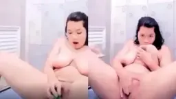 Gadis Tobrut Mengocok Memek Lembab Sebelum Mandi