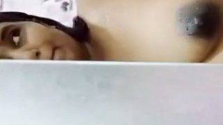 Swathi Naidu Mandi Telanjang Perut Buncit