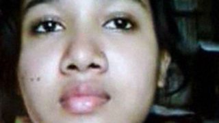 Video Gadis Wali Berbulu Meraba-raba Memeknya Yang Memikat