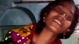 Video Pijat Lokal India Dari Wanita Desa Yang Menggairahkan