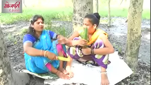 गाँव की महिलाएँ अपनी प्यास बुझाने के लिए क्या इस्तेमाल करती हैं, यह उन्होंने खुद बताया