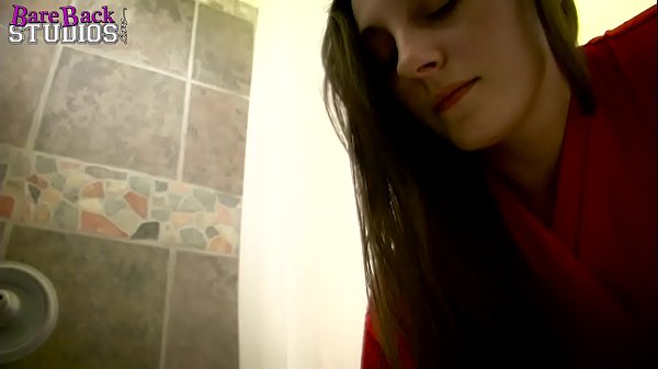 Melanie Hicks, Ibu Tiriku Yang Menggoda Dan Penuh Nafsu