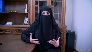 Kesepakatan Abad Ini Ditutup Dengan Arab Berjilbab Siap Melayani Mulut – Lilimissarab