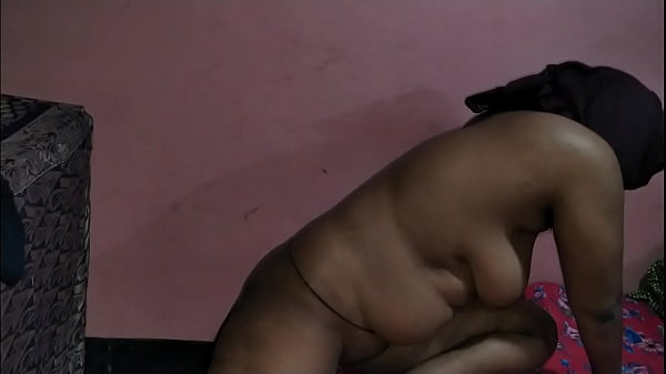 Anak Tiriku Tak Sengaja Melihat ‘senjata’ Teman Ayahnya Dan Langsung Panas