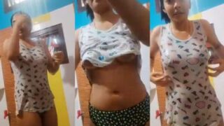 Desi Cewek Bugil Goyangin Pantat Sambil Mandi Panas Penuh Nafsu Di Video Mms