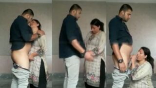 Istri Selingkuh Kasih Blowjob Liar Di Luar Rumah Untuk Pacar Gelapnya