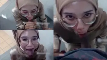 Skandal Seragam Hijab, Crotan Liar Pns Di Toilet Ngenyang Kontol