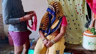 भड़कीली देसी पड़ोसन भाभी की रसीली चुदाई