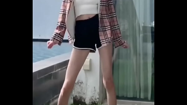 Chen Yi Li, Cewek China Seksi Yang Bikin Ngiler, Bikin Kontol Berdiri.