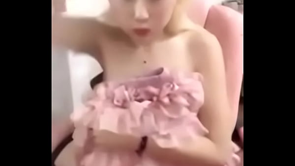 Gadis Cina Panas Banget, Bikin Ngiler Pengen Gigit-gigit