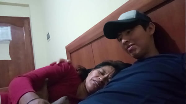 Otra Vez Con Mi Suegra, Le Fascina Tener Sexo Todo El Día Conmigo, Es Una Verdadera Zorra