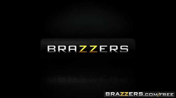 Brazzers Exxtra – (casey Calvert) – Pantat Logam Padat Dan Kontol Yang Menghantui
