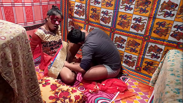 Gairah Membara: Suami India Dan Istri Desi Yang Tak Pernah Puas Di Ranjang