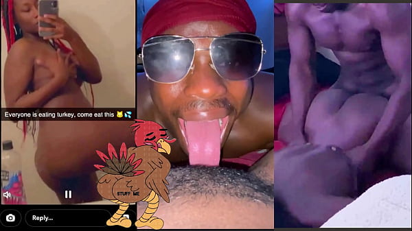Semua Pada Makan Kalkun, Aku Malah Ngejilat Memek Basah.