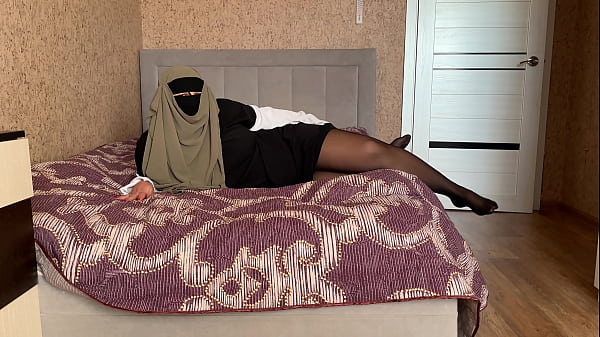 Khalifah Turki Wawancara Di Casting Bokep, Kontolnya Nembus Sampai Ke Dalem Memek Sampai Penuh
