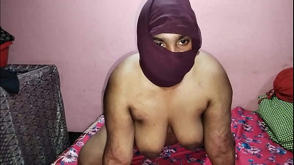 Make-up Wale Ne Ghar Pe Aake Is Hot Indian Model Client Ki Gaand Phaad Di, Hindi Audio Mein Sexy Chudai!