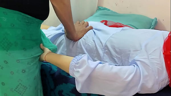 Malkin Ngatur Biar Babu-nya Ngewe Pake Audio Hindi, Bikin Sange Abis.