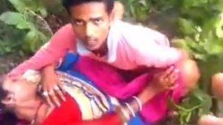 Cewek India Abg Lagi Digebukin Di Luar Kayak Pelacur
