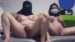 Dua Cewek Jilboobs Saling Colmek Sampe Ngerasain Nikmatnya, Ahh Nikmat Banget