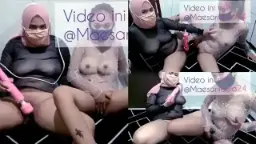 Laela Dan Sari Geterin Sampai Becek, Memek Basah Kencang Bareng – Maesarilaela24.