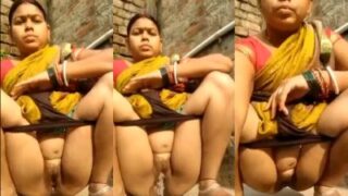 Telanjang Bulak, Bhabhi Kencing Di Luar Sambil Rekam Video Mesum Buat Konten Panas.