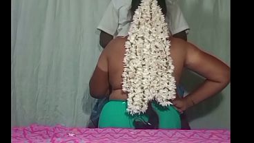 Desi Tamil Bini Rumah Tangga Lagi Ngentot Sampe Basah Kuyup