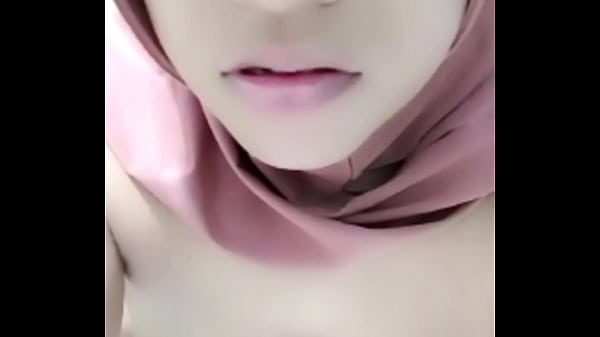 Vcs Sama Selingkuhan Sambil Crot-crotan, Suami Lagi Ngantor Biar Bisa Ngewe Bebas Di Rumah.