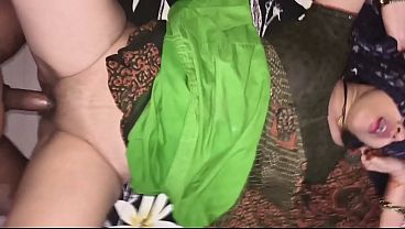 Step Sister Kena Giliran Digoblok Abang Tiri Waktu Rumah Sepi, Film Penuh Nafsu Dengan Suara Hindi Bikin Makin Erotis