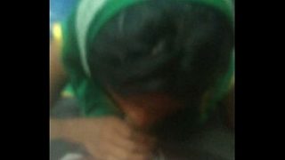 Desi Bibir Tante Pengemis Nge-seks Brutal Di Kereta Lokal, Minta Dikocok Sampai Muncrat