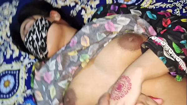 Ibu Tiriku Ngajarin Aku Soal Seks, Dirty Talk Hindi, Erangan, Sex Liar Yang Bikin Mampus.
