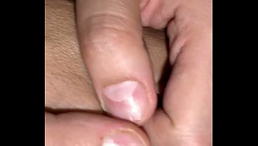 سكس سعودي جديد 🔥 كس سعودية نار تتناك من فحل تونسي قوي 🍆 سكس عربي ساخن جداً كلام هياج وصوت واضح يثير الشهوة
