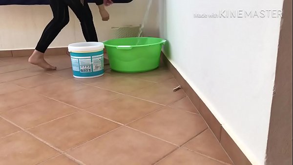 Hijab, Pantat, Kaki — Semua Siap Dimakan Sambil Meraung Kenikmatan.