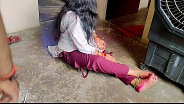 Desi Istri Panas Digebukin Brutal Sampe Mampus.