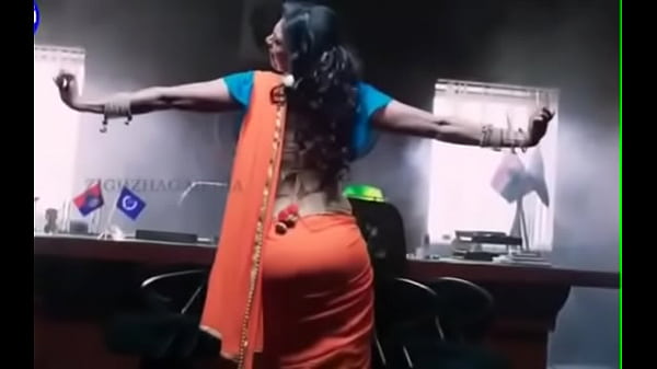 Pantat Desi Melilit Sari Basah, Siap Digoyang Nge-sex