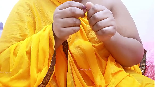 Bokep India: Tante Desi Pamer Dada Montok Siap Dimainin